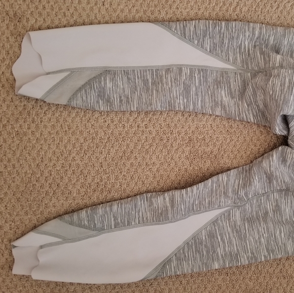 Lululemon Wunder Under Scalloped leggings - Picture 7 of 11